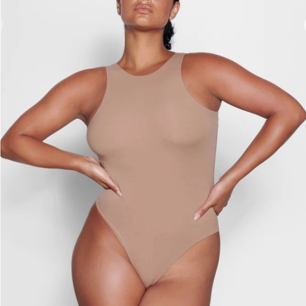 NWT SKIMS Fits Everybody High Neck Thong Bodysuit - Sienna